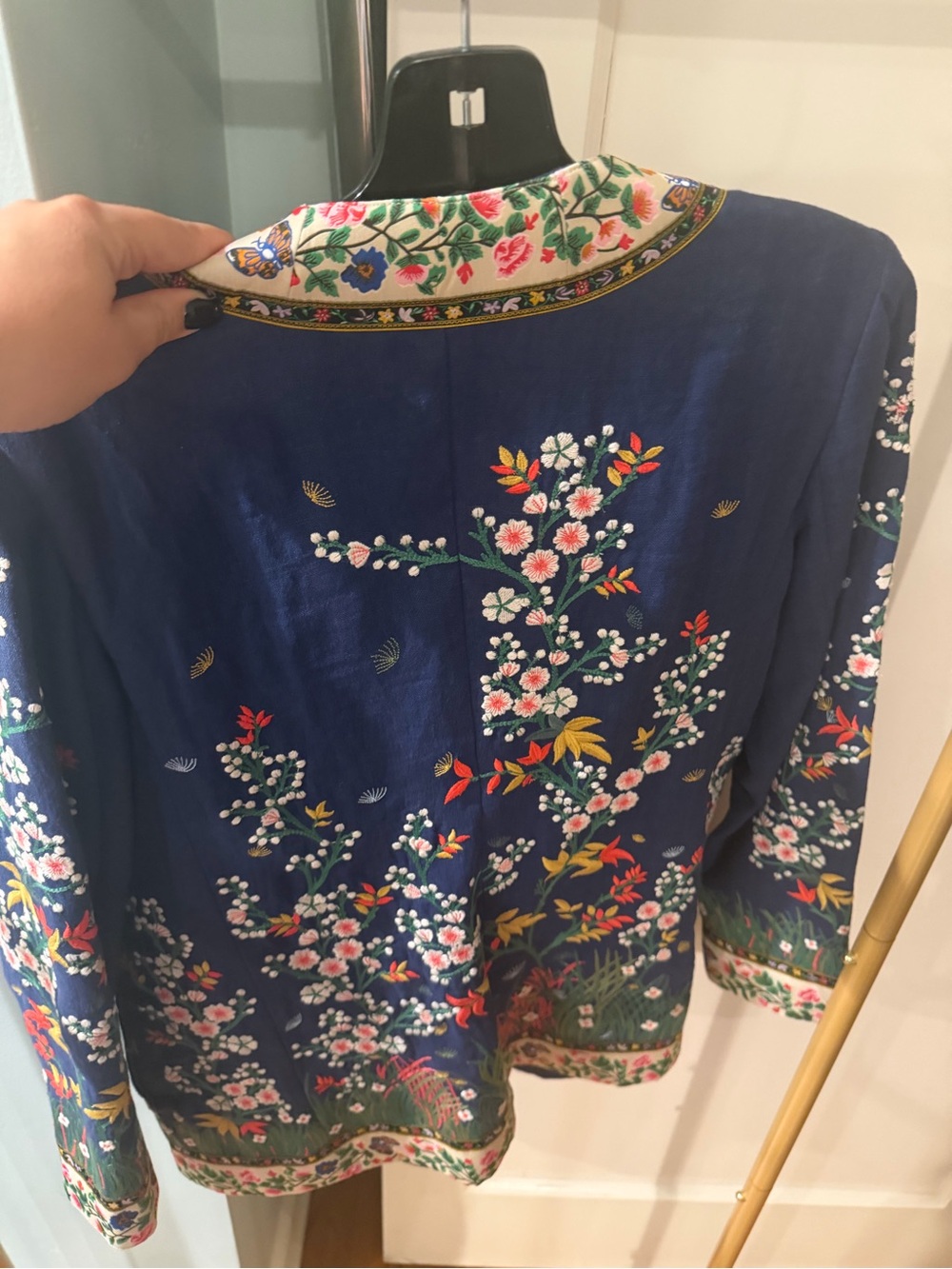 Alice + Olivia Navy Embroidered Floral & Bird Open Jacket - Picture 4 of 5